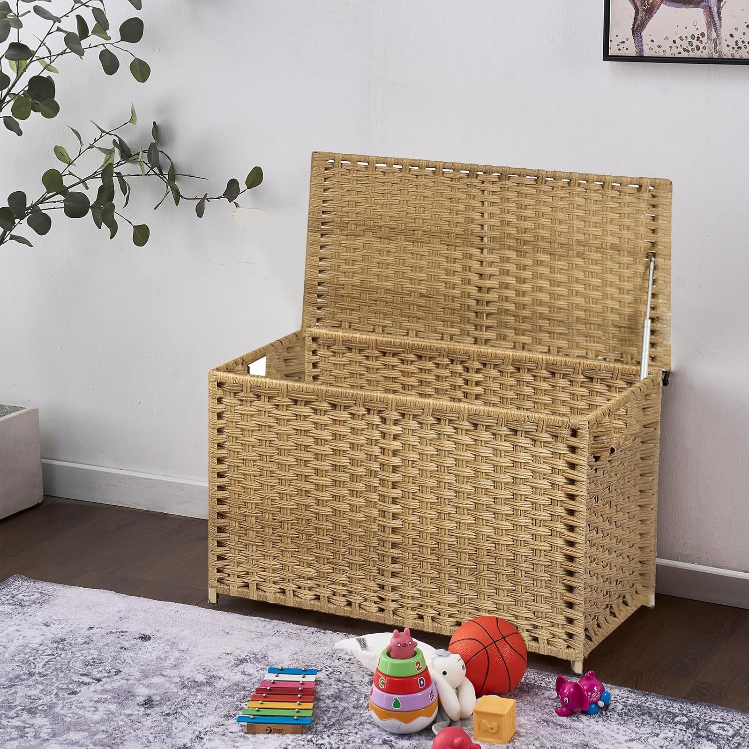160L Wicker Storage Trunk With Stay-Open Lid